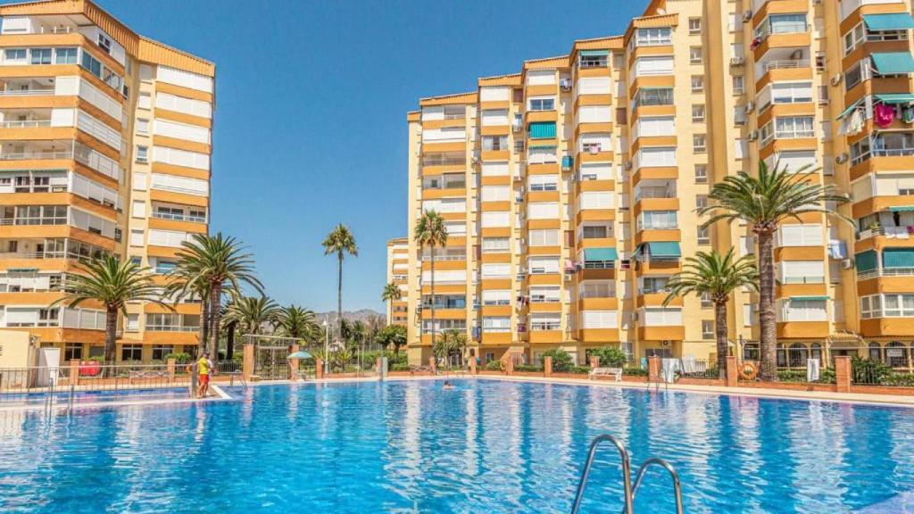 Imagen de edificios en Algarrobo Costa.