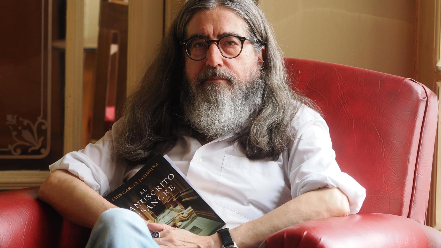 El escritor Luis García Jambrina