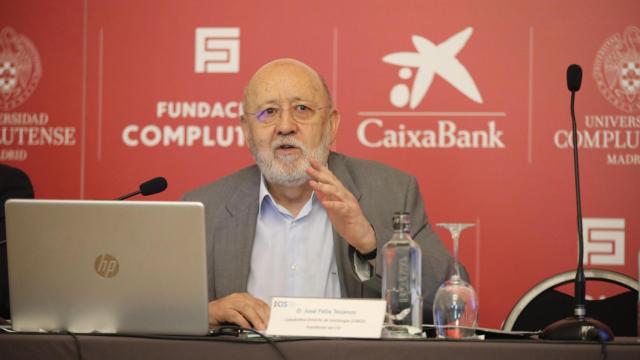 José Félix Tezanos, presidente del CIS, este miércoles en los cursos de la Universidad Complutense.