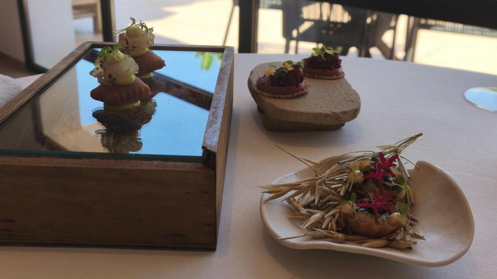 Los tres 'snacks' del menú Falutx de Atalaya.