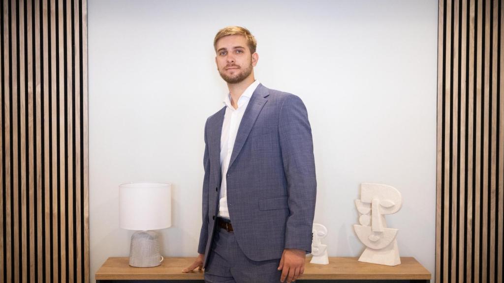 Víctor Almirall, consultor jurídico.