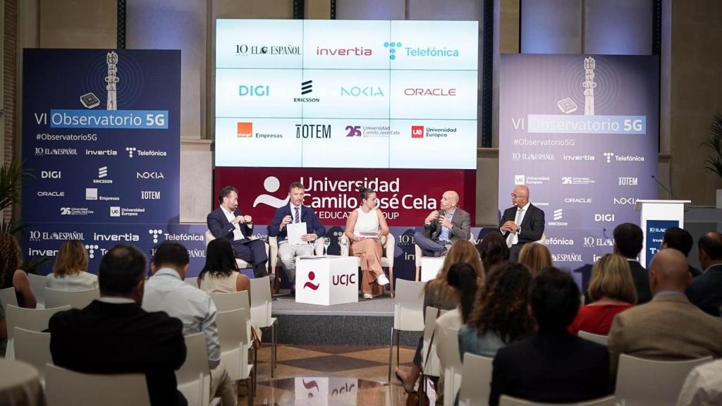 Imagen de la mesa redonda sobre Inteligencia Artificial (IA) en el VI Observatorio del 5G organizado por El Español-Invertia.