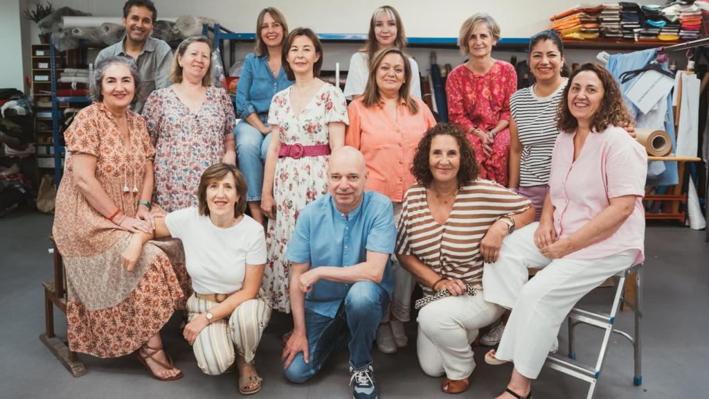 Foto de familia del equipo del taller de Pedro del Hierro.