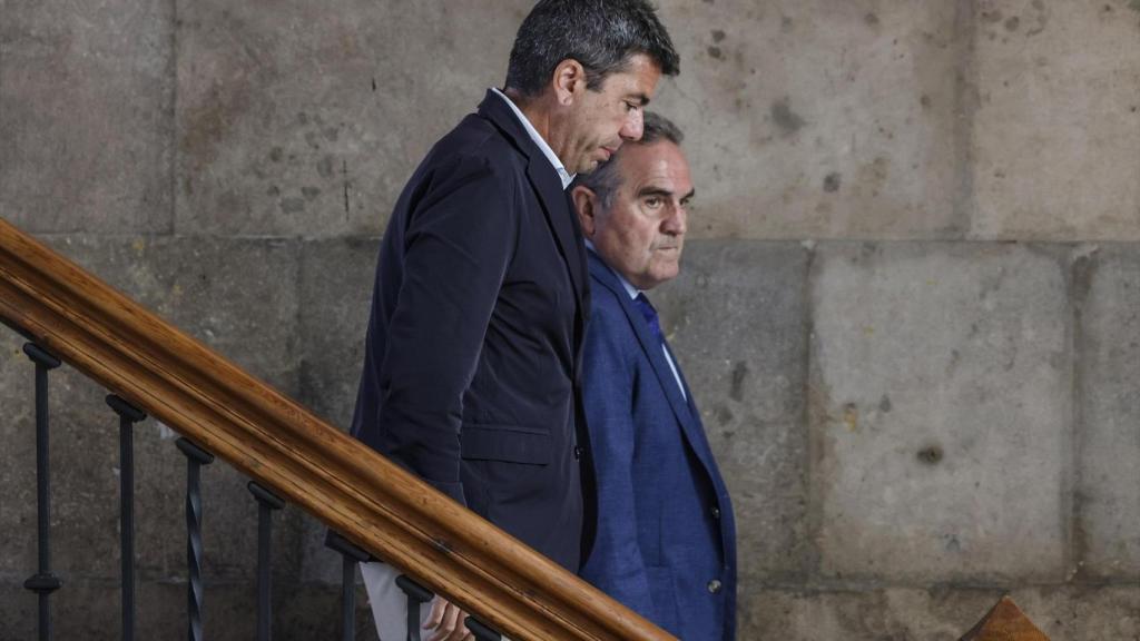 Gan Pampols junto al presidente de la Generalitat, Carlos Mazón. Rober Solsona / EP