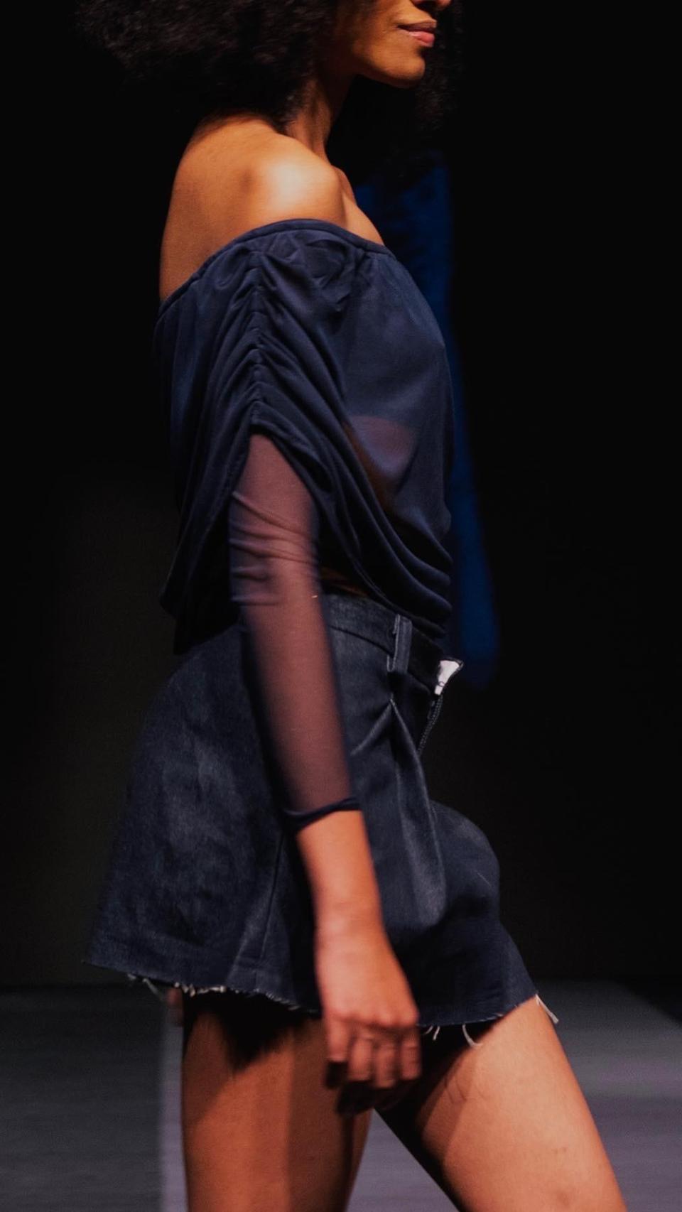 Una imagen en pasarela cedida por +34 Fashion Week.