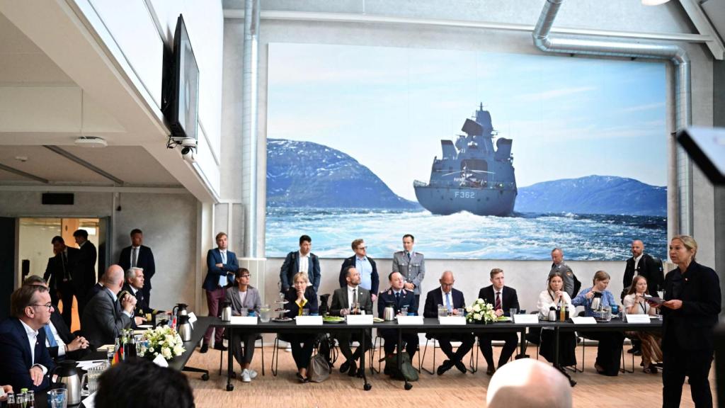 El ministro de Defensa alemán , Boris Pistorius, visita Dinamarca.