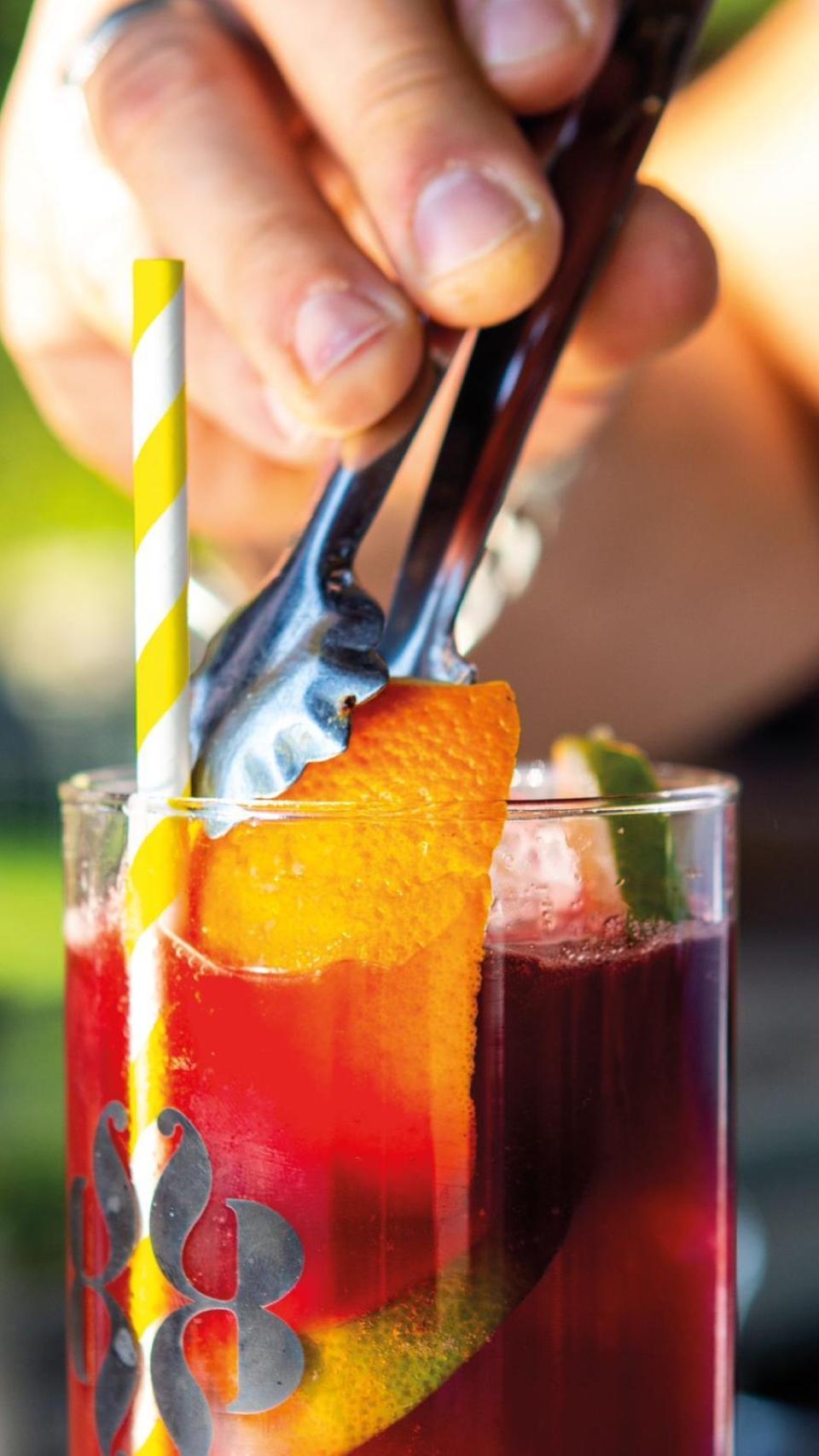 Imagen del tinto de verano del Xiringo Take It de Arroyo de la Encomienda