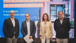 De izquierda a derecha: Nacho Guadix (Unicef), Alfonso Muñoz (EL ESPAÑOL-Invertia), Luz Usamentiaga (Masorange) y Salva Medina (Valhalla)
