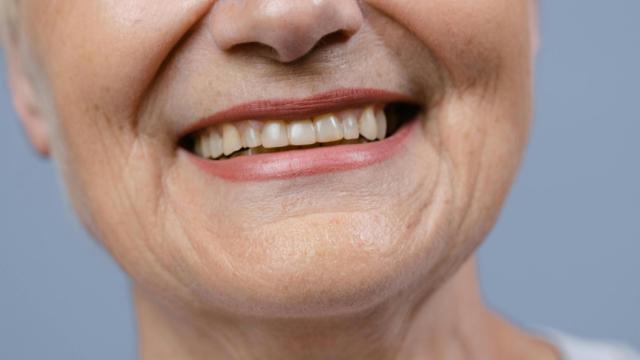 Salud dental en la tercera edad.