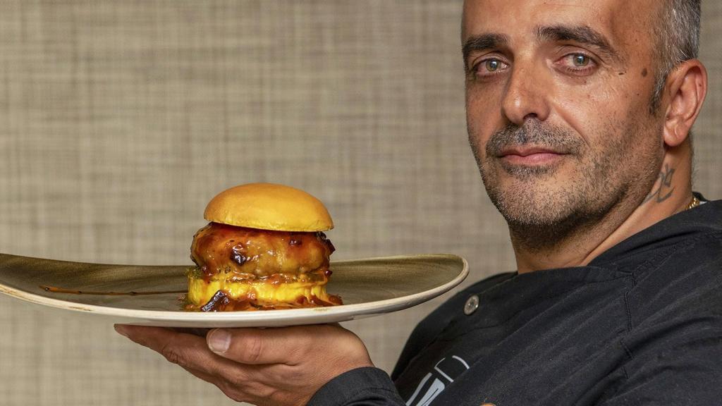 Gonzalo Díaz y 'Emmy Lion' de The Lion Burger Gourmet (Guadalajara).