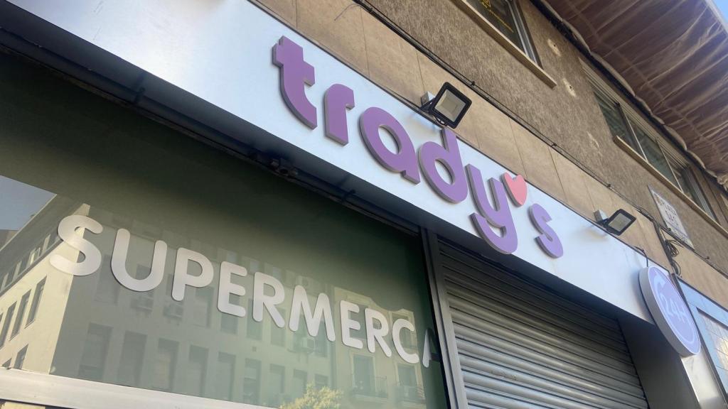 Fachada de la tienda.