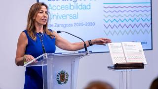 La alcaldesa de Zaragoza, Natalia Chueca, durante la presentación del plan, este jueves.