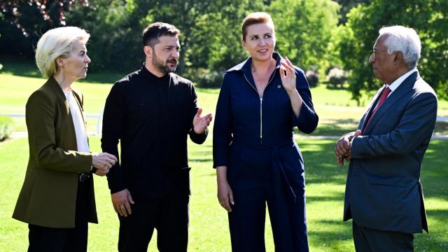 Ursula von der Leyen, Volodímir Zelenski, Mette Frederiksen y António Costa, durante su reunión de este jueves en Aarhus