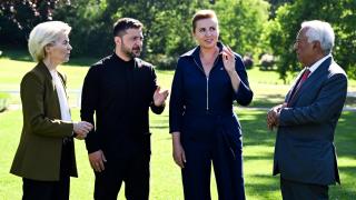 Ursula von der Leyen, Volodímir Zelenski, Mette Frederiksen y António Costa, durante su reunión de este jueves en Aarhus