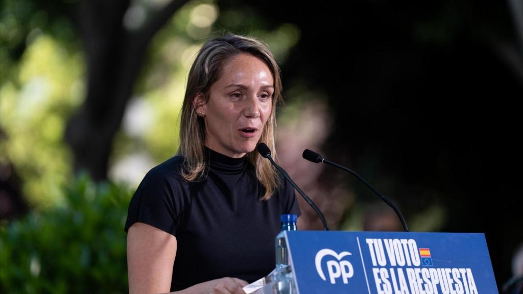 Alma Ezcurra en el mitin de arranque de las europeas de mayo de 2024.