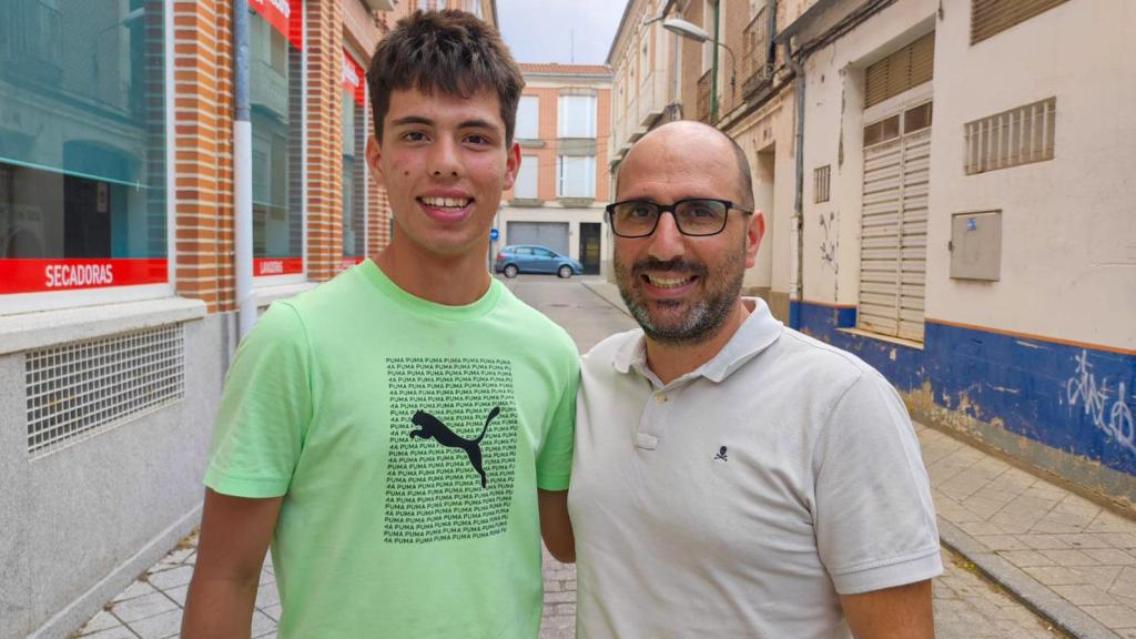 Álvaro Terrero junto a su hijo, Hugo terrero