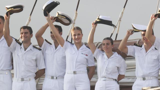 La heredera, al bordo del Juan Sebastián de Elcano.