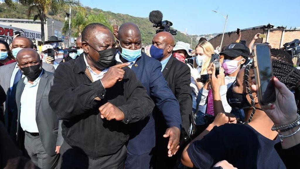 Image of the social tensions caused by the serious riots of 2021.