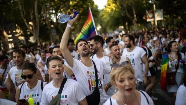 Los vecinos no sorportan cómo queda todo.