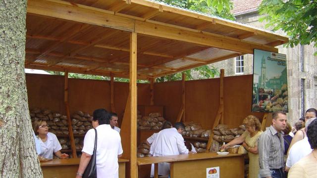 Fiesta pan de Cea en San Cristovo de Cea (Ourense)