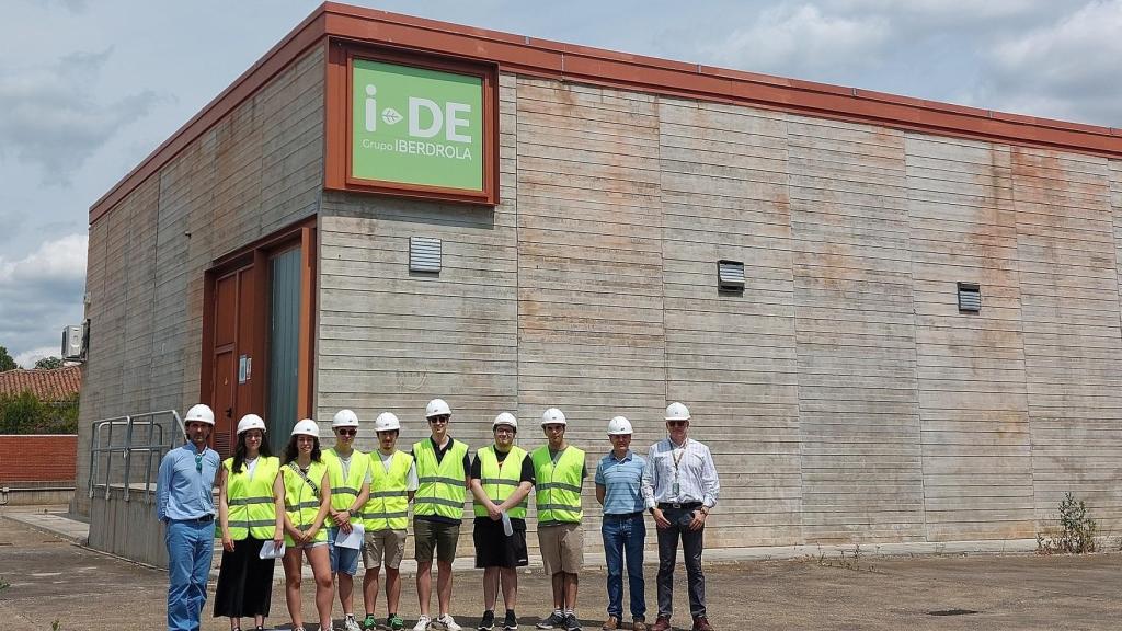 i-DE acerca sus instalaciones a alumnos de la Universidad de León