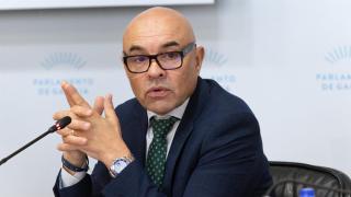 El director xeral de Loita contra a Violencia de Xénero, Roberto Barba, en la comisión 5ª, de sanidad, política social y empleo del Parlamento