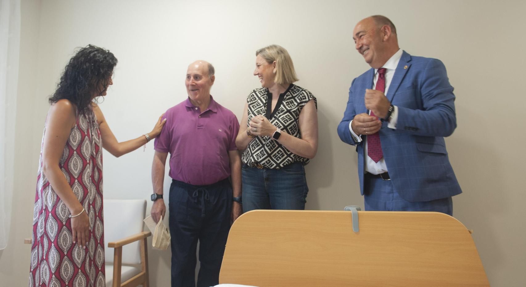 Isabel Blanco y Miguel Ángel de Vicente inauguran las nuevas unidades de convivencia de La Fuencisla