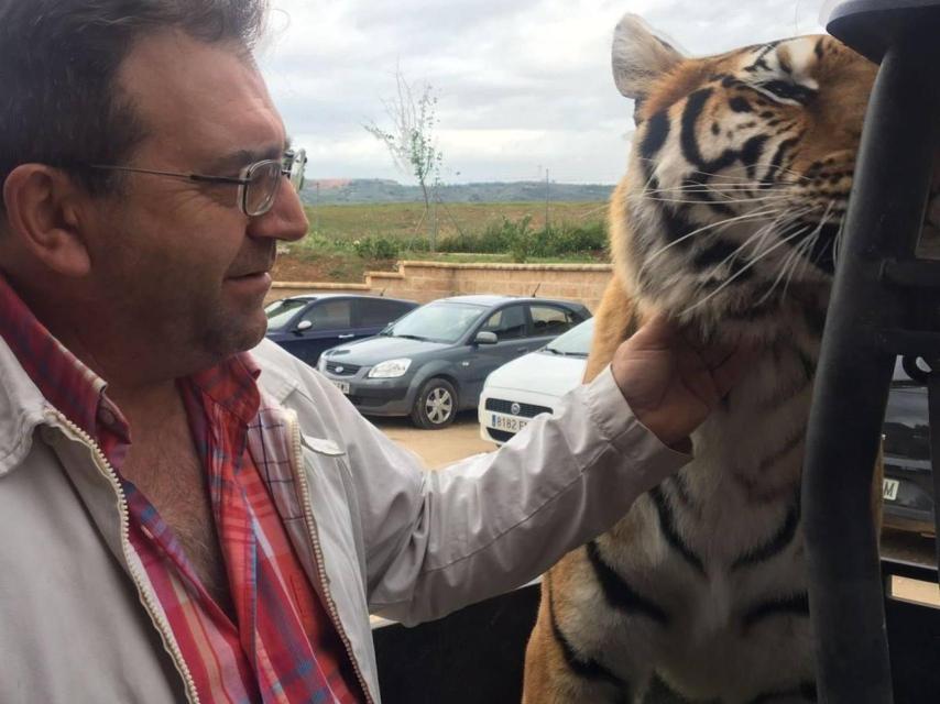 Juan Ramón es un biólogo apasionado por los animales.