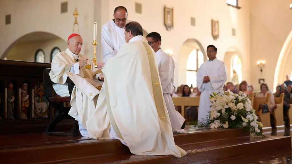 El cardenal Robert W. McElroy es el primer cardenal de la diócesis católica romana de San Diego.