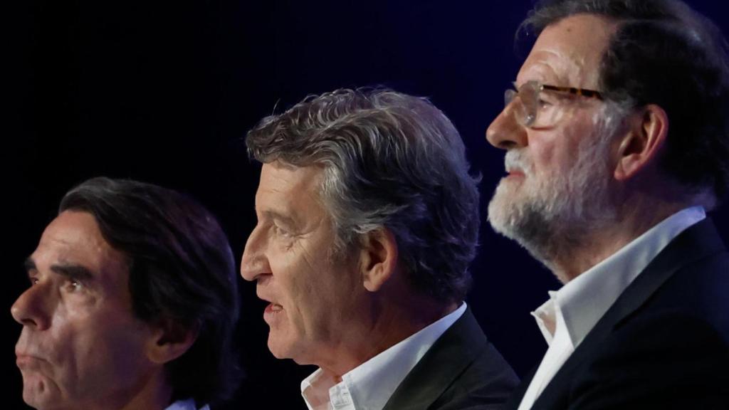 José María Aznar, Alberto Núñez Feijóo y Mariano Rajoy, en Ifema.