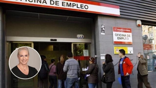 Montaje con personas haciendo cola para cobrar el paro y María Pilar Dancausa, asesora financiera.