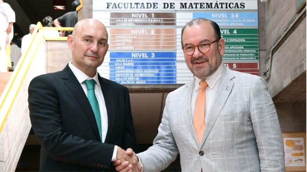 Alberto Cabada toma posesión como nuevo decano de Matemáticas.