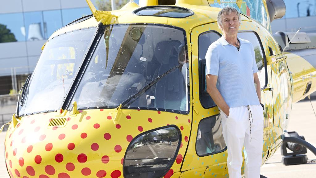 Así es nuevo helicóptero de Jesús Calleja, el Airbus AS350 B3.