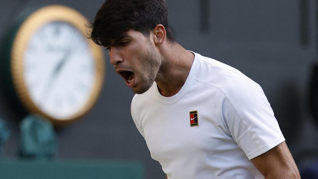 Carlos Alcaraz durante el partido frente a Jan-Lennard Struff en Wimbledon
