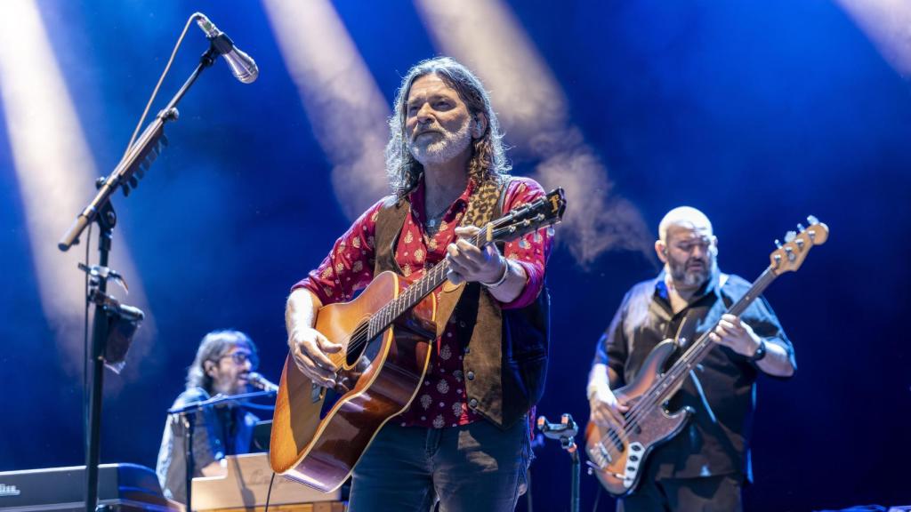 Quique González en el festival Noches del Botánico de Madrid. Foto: Víctor Moreno