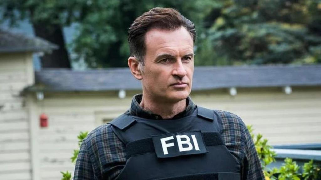Julian McMahon en una escena de 'FBI: Most Wanted'.