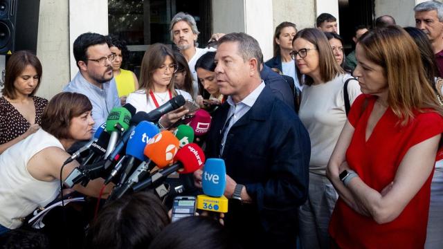 Page ha atendido a los medios de comunicación a su llegada a la sede del PSOE.