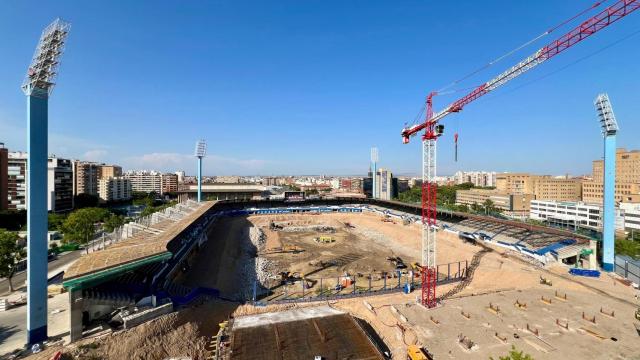Vistas de las obras de La Romareda desde la terraza de Elías