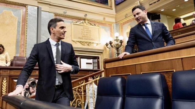 Pedro Sánchez y Javier Alfonso Cendón en una imagen de redes sociales