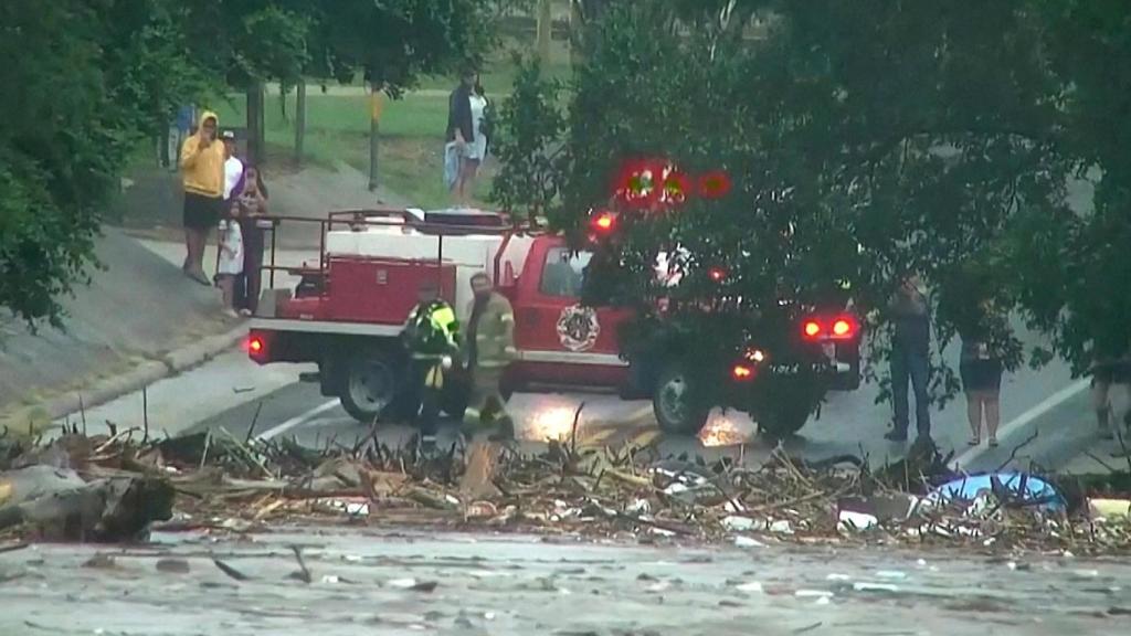 Inundaciones en Texas dejaron a pareja sin nada