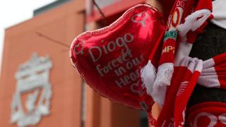 El tributo a Diogo Jota en los aledaños de Anfield.