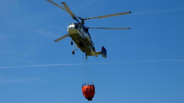 Controlado el incendio forestal de Chandrexa de Queixa (Ourense)