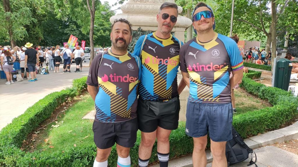 Edgar, Chencho y Nil posan para EL ESPAÑOL en el Orgullo.