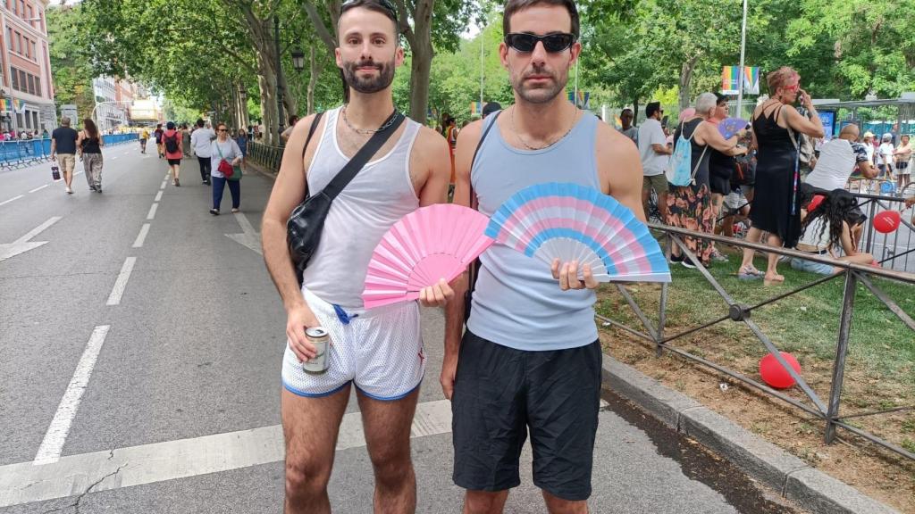 Iván y Noel posan para EL ESPAÑOL en el Orgullo.