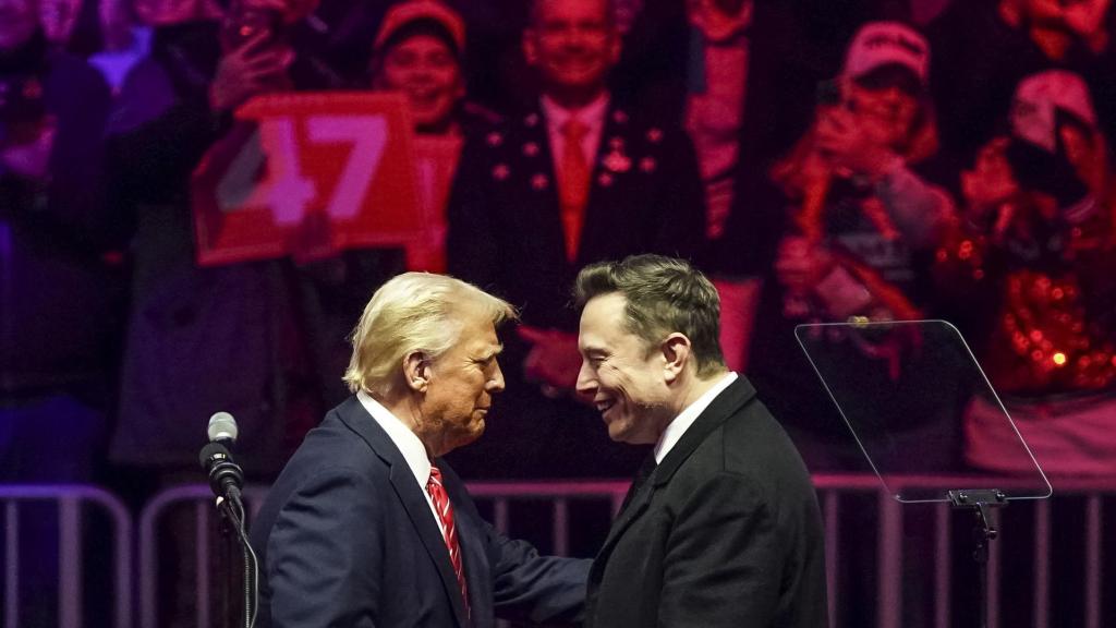 Donald Trump y Elon Musk, durante un mitin en el Capital One Arena de Washington, el pasado 19 de enero.
