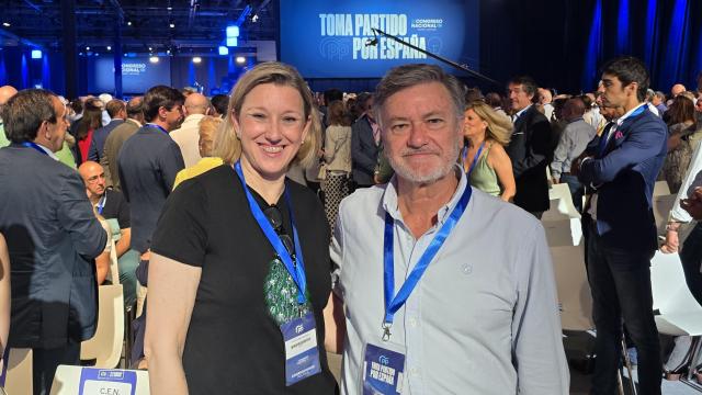 La vicesecretaria del PP de Castilla y León y vocal del Comité Ejecutivo Nacional del PP, Isabel Blanco; y el secretario general del Partido Popular Castilla y León, Francisco Vázquez