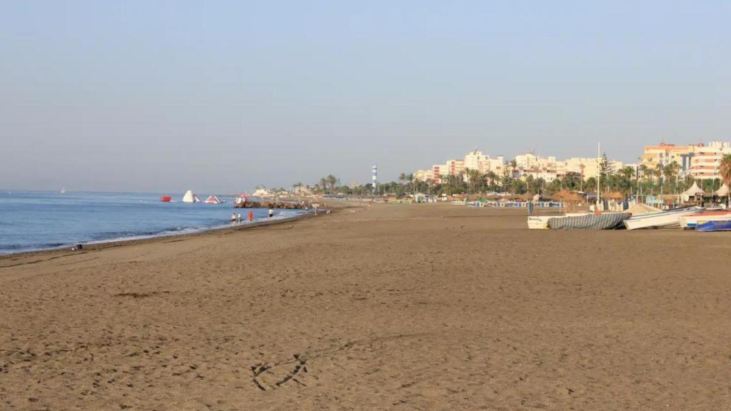Imagen de una playa de Torre del Mar.