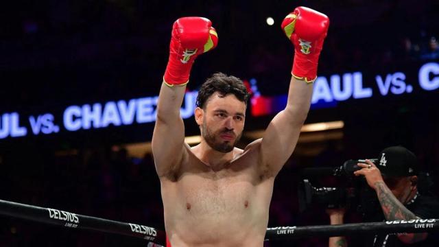 Julio César Chávez Jr., durante su combate frente a Jake Paul.