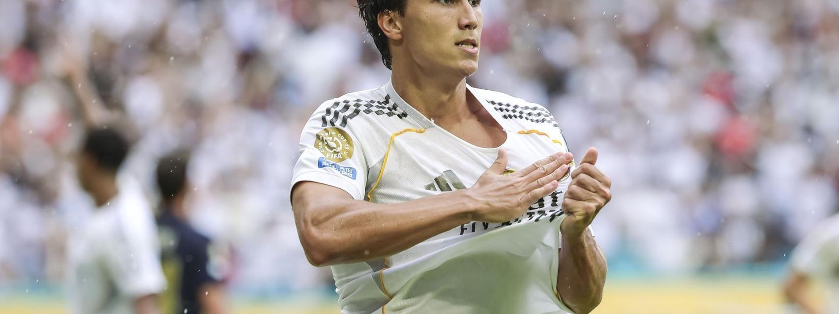 Gonzalo García celebra un gol con el Real Madrid