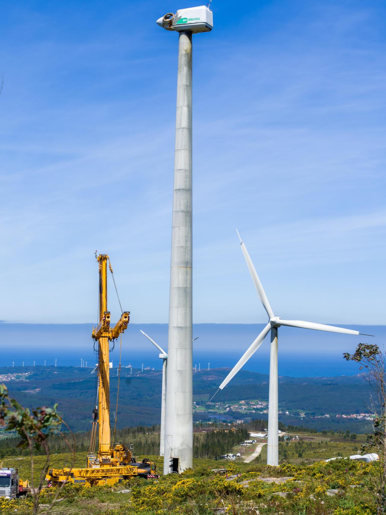 Desmantelamiento de un aerogenerador.